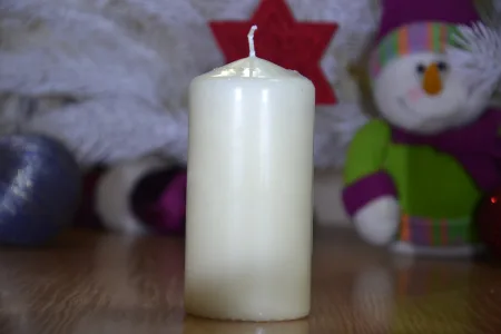 Свічка парафінова циліндрична молоча sw60/120