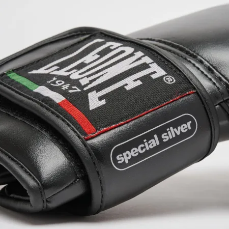 Боксерські рукавиці Leone GN383 THUNDER Black 16 унцій (капу в комплекті)