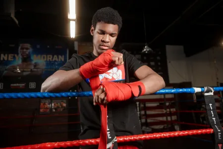 Бинти для боксу TITLE Boxing Traditional Weave 180" Red (4,5м.)