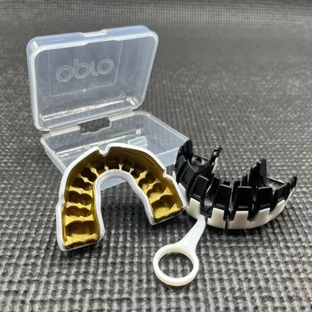 Капа OPRO Instant доросла (вік 11+) White/Gold (art.102520006)