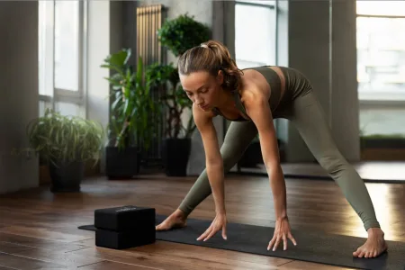 Блок для йоги PowerPlay 4006 Yoga Brick темно синій