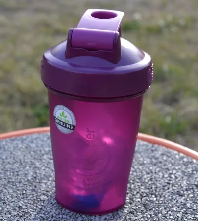 Шейкер спортивний BlenderBottle Original Classic 590 мл сливовий