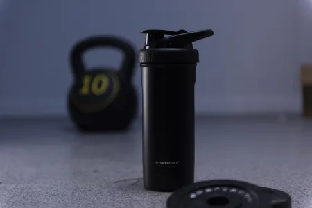 Шейкер спортивний SmartShake металевий Insulated Steel - 750 мл Чорний