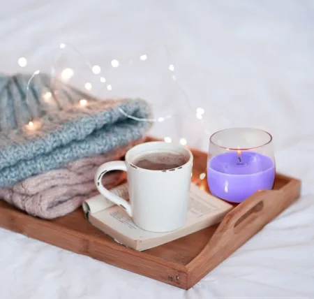 Ароматична свічка в скляному стакані лаванда SN 71 79