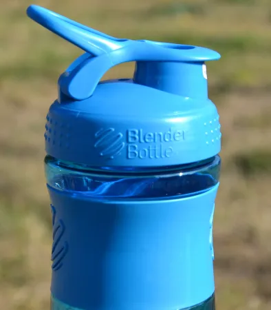 Шейкер спортивний пляшка BlenderBottle SportMixer Flip 820 мл блакитний