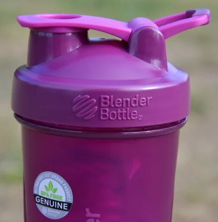 Шейкер спортивний BlenderBottle Classic Loop 820 мл сливовий