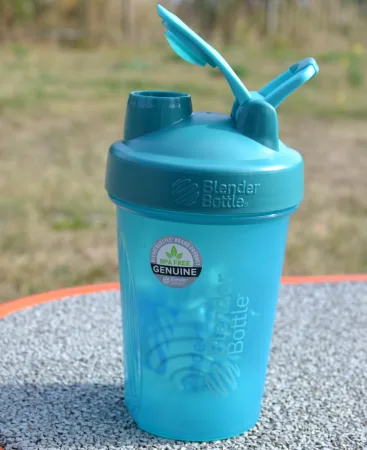 Шейкер спортивний BlenderBottle Classic Loop 590 мл бірюзово зелений
