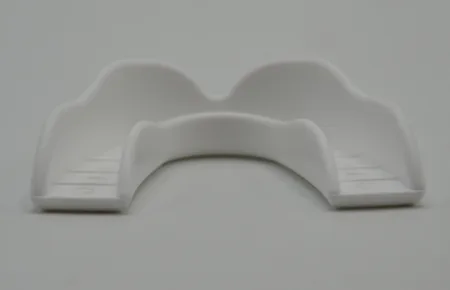 Капа боксерська PowerPlay 3309 SR доросла (вік 11+) біла