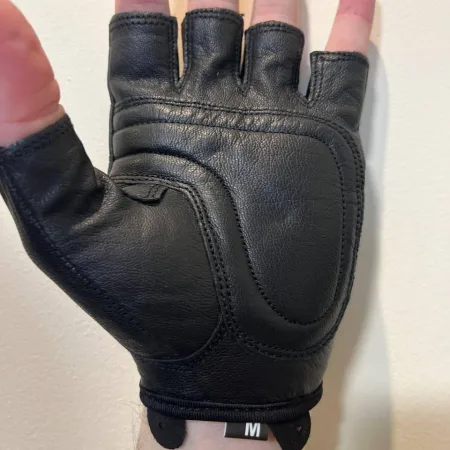 Рукавички для фітнесу PowerPlay 1572 чорні - M