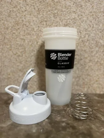 Шейкер спортивний BlenderBottle Classic Loop PRO 820 мл White (500483)