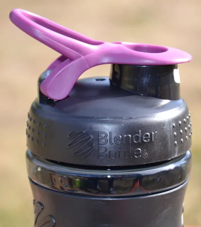 Шейкер спортивний пляшка BlenderBottle SportMixer Flip 820 мл чорний/Plum