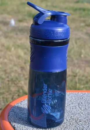 Шейкер спортивний пляшка BlenderBottle SportMixer Flip 820 мл темно-синій