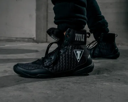 Боксерки (боксерське взуття) TITLE Boxing Predator II Shoes 2,0 Black/Grey 40р.