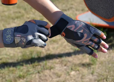 Рукавички для фітнесу MadMax MFG-921 Voodoo Light grey/orange S