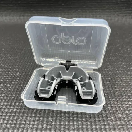 Капа OPRO Silver UFC доросла (вік 11+) White/Silver (ufc.102514003)