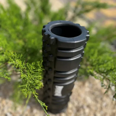 Масажний ролик (роллер) PowerPlay 4342 Massage Roller чорний 30x10 см