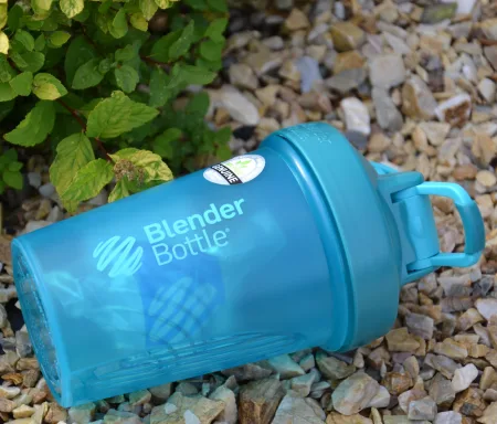 Шейкер спортивний BlenderBottle Classic Loop 590 мл бірюзово зелений