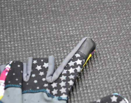 Перчатки для инвалидной коляски MadMax GWC-004 Gunman 2 M