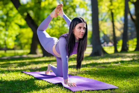 Килимок для йоги та фітнесу Power System PS-4014 PVC Fitness Yoga Mat фіолетовий 173x61x0,6