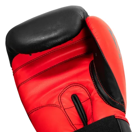 Боксерські рукавиці TITLE Boxing Dynamic Strike Black/Red 12 унцій (бинти 4 м. в комплекті)