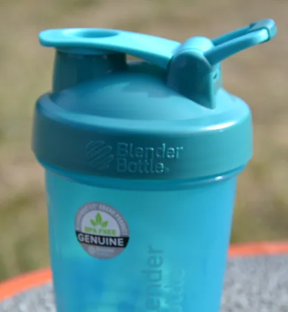 Шейкер спортивний BlenderBottle Classic Loop 590 мл бірюзово зелений