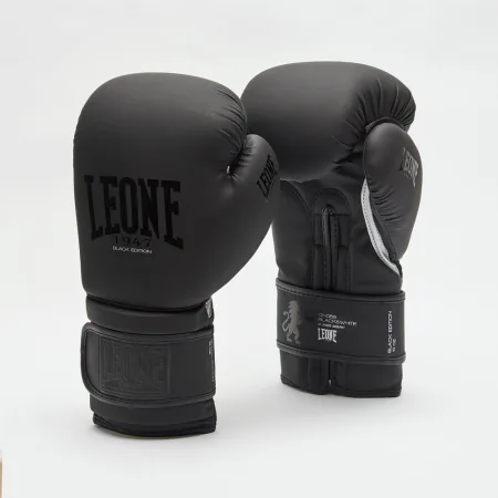 Боксерські рукавиці Leone GN059 Black/White 10 унцій (капу в комплекті)