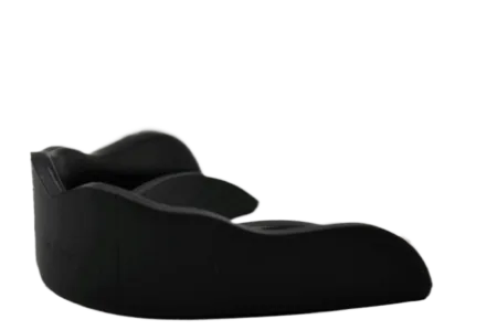 Капа боксерська PowerPlay 3317 SR доросла (вік 11+) чорна