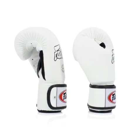 Боксерські рукавиці Fairtex BGV1 White 14 унцій (бинти в комплекті)