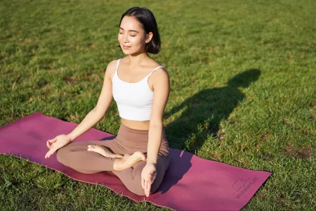 Килимок для йоги та фітнесу PowerPlay 4010 PVC Yoga Mat рожевий 173x61x0,6