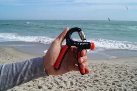 Еспандер кистьовий Power System PS-4021 з регульованим навантаженням 10 - 40 кг. Power Hand Grip чорний