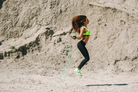 Скакалка PowerPlay 4204 класичний Jump Rope зелена 2,7 m.