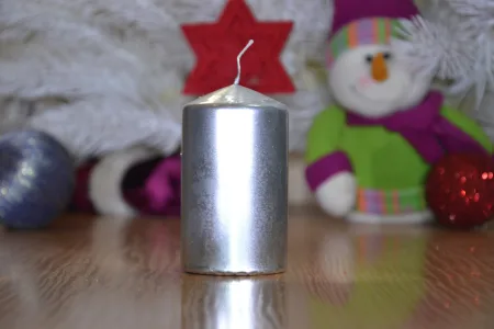 Свічка столова циліндр Bispol sw60/100 271 Срібний металік