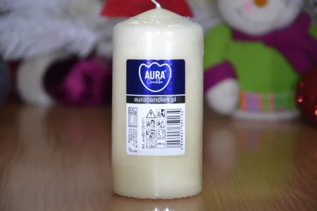 Свічка парафінова циліндрична молоча sw60/120