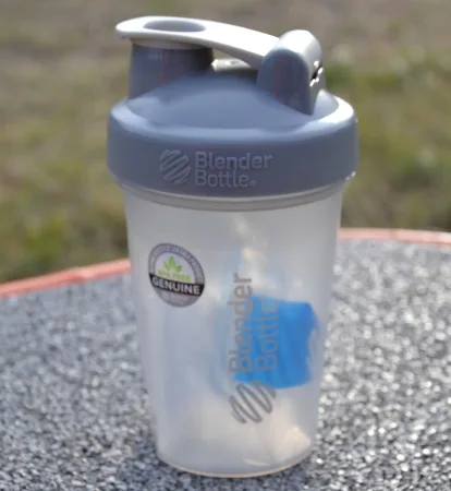 Шейкер спортивний BlenderBottle Original Classic 590 мл сірий