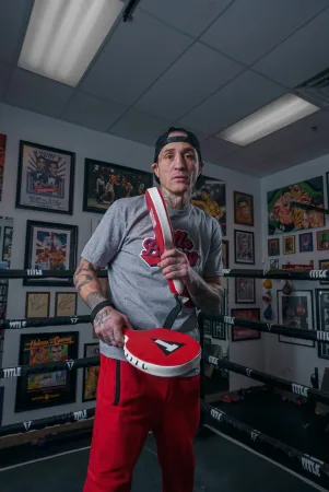 Боксерські ракетки TITLE Boxing Punch Training Paddles Red