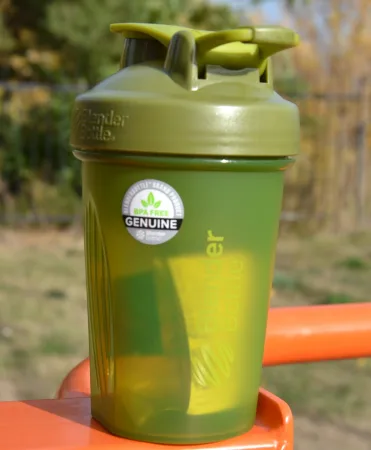 Шейкер спортивний BlenderBottle Classic Loop 590 мл мохово-зелений