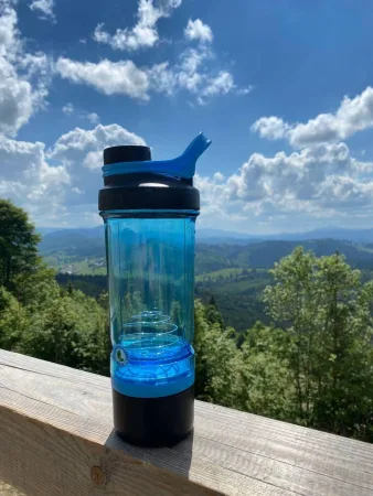 Шейкер спортивний з контейнером Casno 600 мл KXN-1199 з вінчиком синій