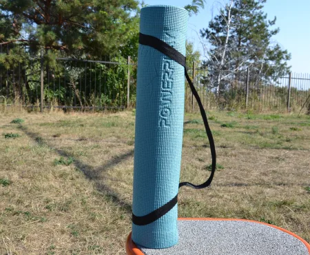 Килимок для йоги та фітнесу PowerPlay 4010 PVC Yoga Mat зелений 173x61x0,6