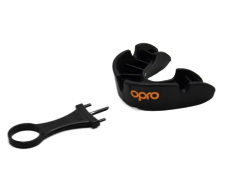 Капа боксерська OPRO Bronze чорний art