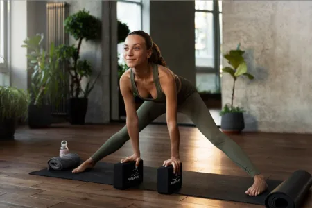 Блок для йоги PowerPlay 4006 Yoga Brick темно синій