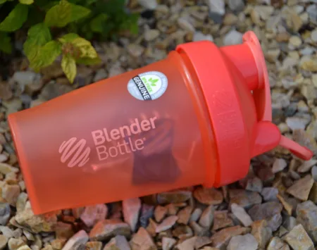Шейкер спортивний BlenderBottle Classic Loop 590 мл кораловий