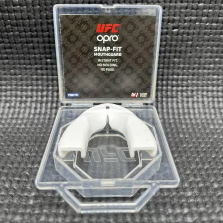 Капа боксерська OPRO Junior Snap Fit UFC Hologram білий art