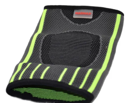 Компресійний налокітник MadMax MFA-283 3D Compressive elbow support Dark grey/Neon green (1шт.) M