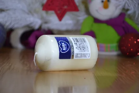 Свічка столова циліндр Bispol sw60/100 011 молочний