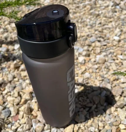 Пляшка для води CASNO - 850 мл KXN-1183 сіра + металевий вінчик