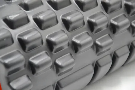 Масажний ролик роллер PowerPlay 4025 Massage Roller чорно зелений 33x15 см.