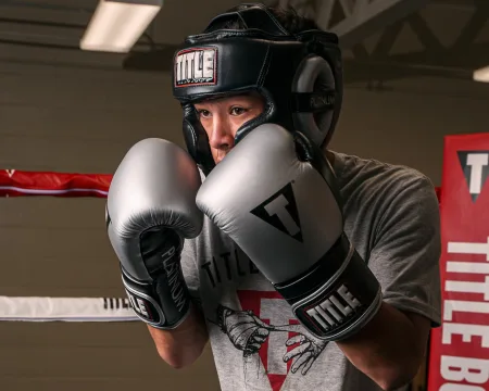 Боксерський шолом TITLE Platinum Premier Full 2,0 Black M (капа в комплекті)