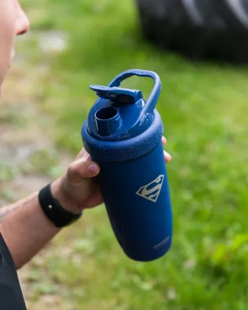 Шейкер спортивний SmartShake Reforce - 900 мл DC супермен