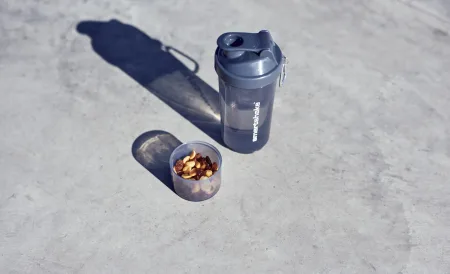 Шейкер спортивний SmartShake Slim - 500 мл сірий