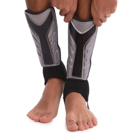 Щитки футбольні із захистом кісточки 602P розмір S Зелений